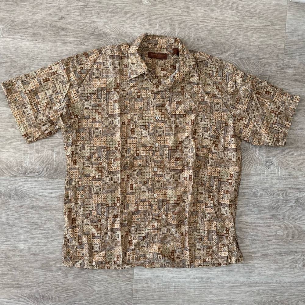 Tori Richard Beige and Brown Geometric Button up Shirt Men’s XL